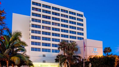 Holiday Inn Palm Beach Airport