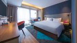 Holiday Inn Express Jinshan Room