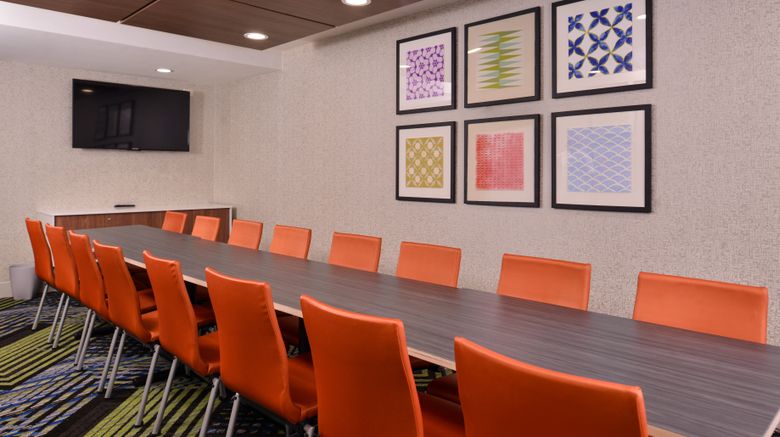 <b>Holiday Inn Express Meeting</b>. Images powered by <a href="https://leonardo.com/" title="Leonardo Worldwide" target="_blank">Leonardo</a>.