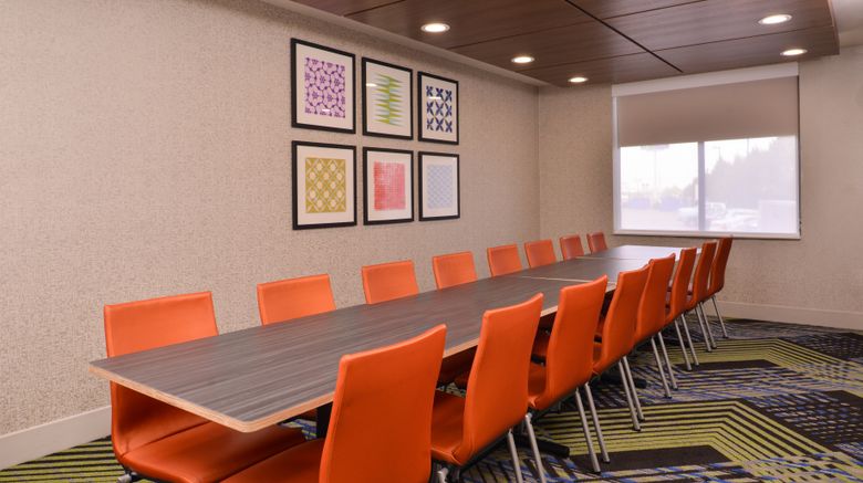 <b>Holiday Inn Express Meeting</b>. Images powered by <a href="https://leonardo.com/" title="Leonardo Worldwide" target="_blank">Leonardo</a>.