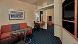 Fairfield Inn & Suites Burlington Suite