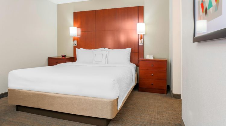 Residence Inn Chicago Deerfield Suite