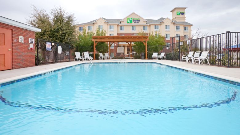 <b>Holiday Inn Express & Suites Dallas Pool</b>. Images powered by <a href="https://leonardo.com/" title="Leonardo Worldwide" target="_blank">Leonardo</a>.