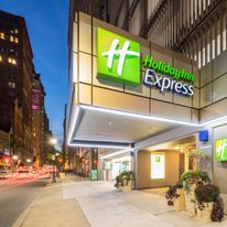 Holiday Inn Express Midtown