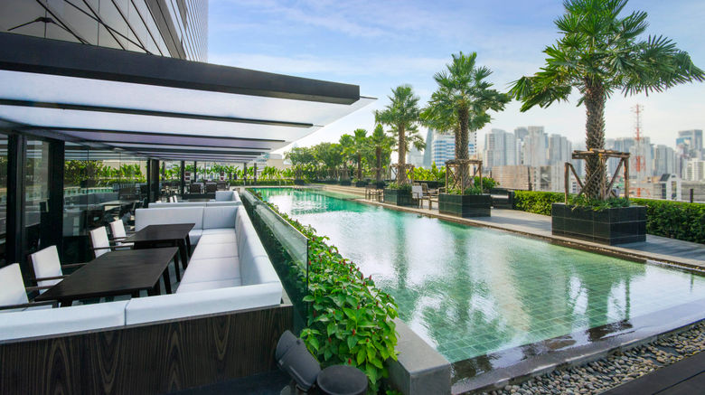 Holiday Inn Bangkok Sukhumvit Bangkok Thailand Hotels First Class Hotels In Bangkok Gds Reservation Codes Travelage West