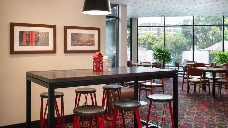 Four Points Sheraton San Francisco Bay Lobby