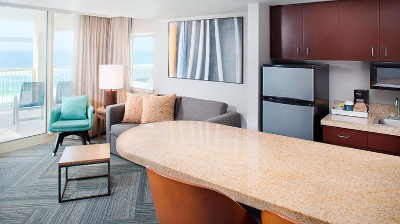<b>Four Points Destin-Fort Walton Beach Suite</b>. Images powered by <a href="https://leonardo.com/" title="Leonardo Worldwide" target="_blank">Leonardo</a>.