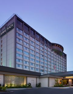 Crowne Plaza Seattle Airport Hotel