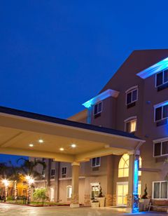 Holiday Inn Express & Suites Los Angeles