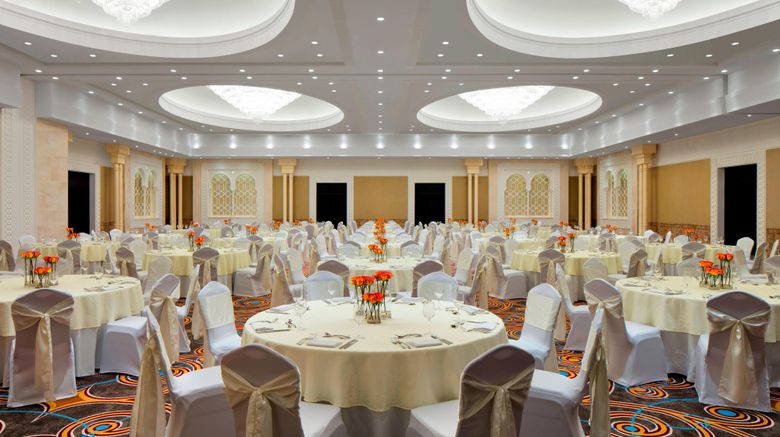 <b>Sheraton Sharjah Beach Resort & Spa Meeting</b>. Images powered by <a href="https://leonardo.com/" title="Leonardo Worldwide" target="_blank">Leonardo</a>.