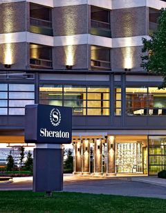 Sheraton Montreal Airport Hotel