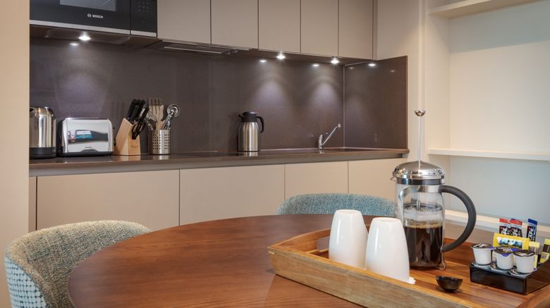 <b>Staybridge Suites Bath Road Room</b>. Images powered by <a href="https://leonardo.com/" title="Leonardo Worldwide" target="_blank">Leonardo</a>.