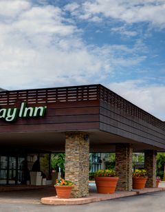 Holiday Inn Toronto Airport Hotel