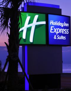 Holiday Inn Express & Suites Galveston W