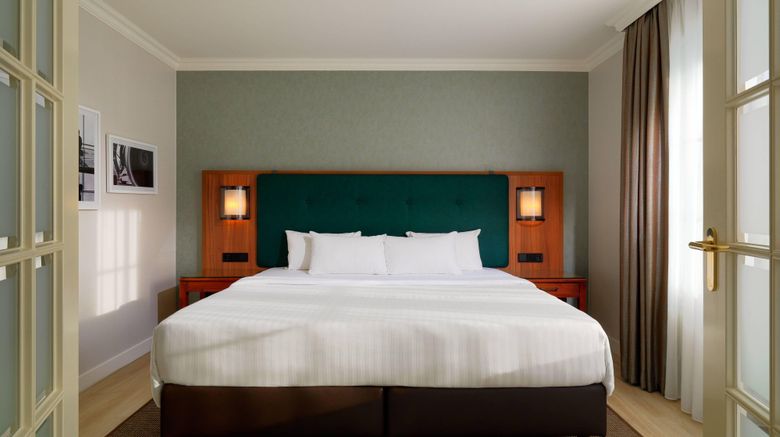 <b>Courtyard by Marriott Hamburg Airport Suite</b>. Images powered by <a href="https://leonardo.com/" title="Leonardo Worldwide" target="_blank">Leonardo</a>.