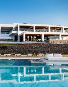 Abaton Island Resort & Spa