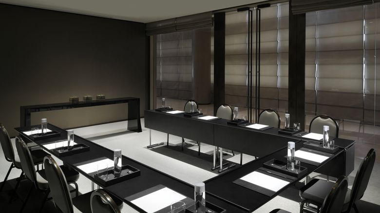 Armani Hotel Dubai Dubai United Arab Emirates Hotels Deluxe Hotels In Dubai Gds Reservation Codes Travelage West