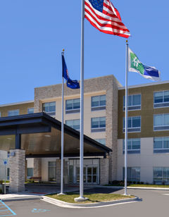Holiday Inn Express & Suites Southgate