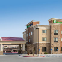 Holiday Inn Express & Suites