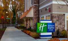 Holiday Inn Express Suites Tukwila