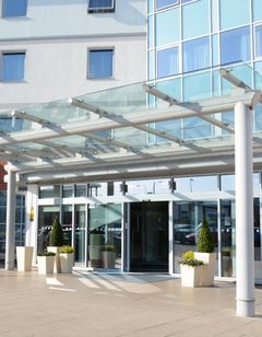 Holiday Inn Express Leigh Sports Village