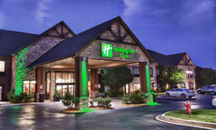 Holiday Inn Hotel & Suites St. Paul NE