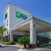 Holiday Inn Express & Suites Mobile West