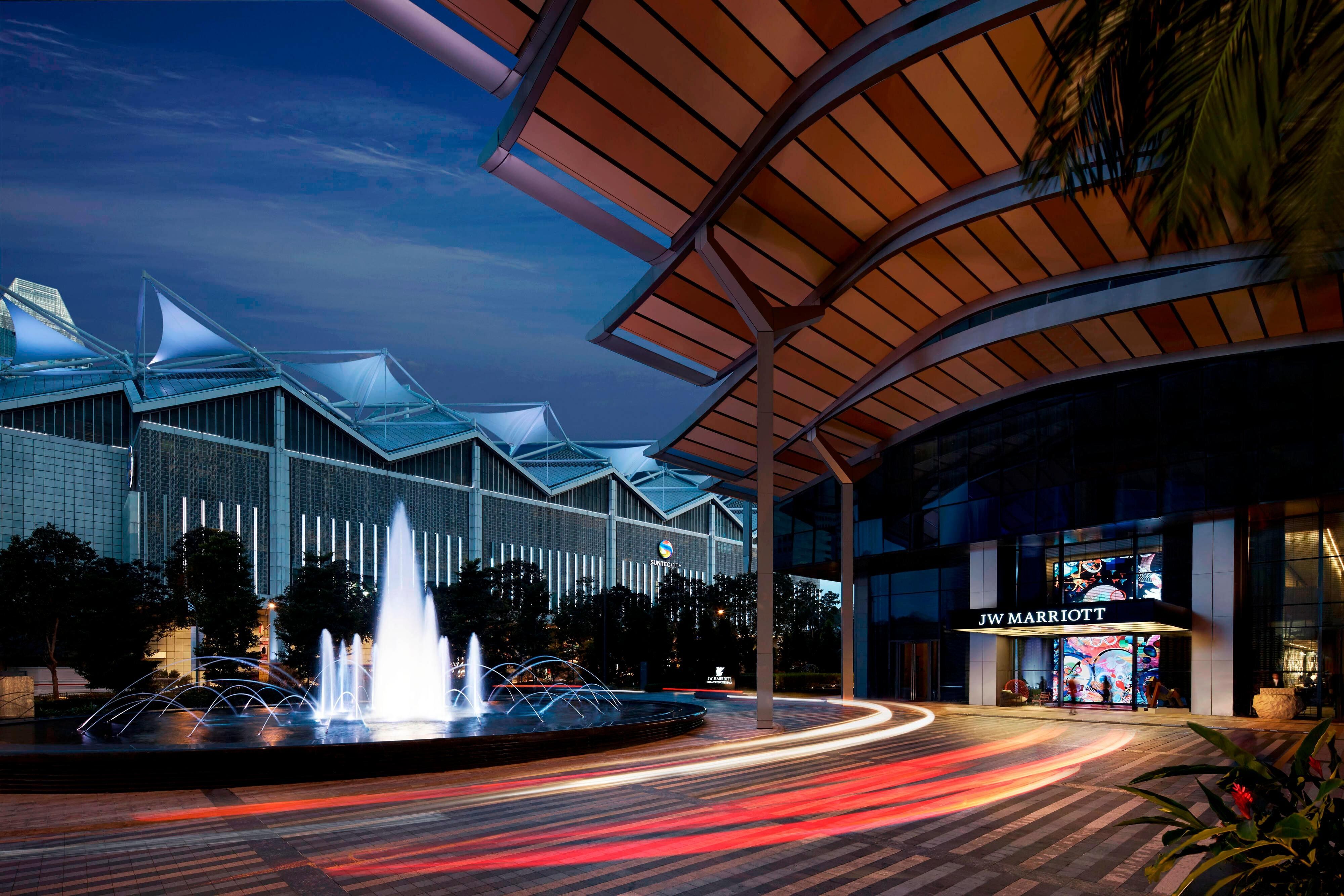 JW Marriott Hotel Singapore South Beach 