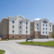 Candlewood Suites Omaha - Millard Area