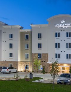 Candlewood Suites Omaha - Millard Area