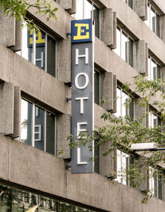 Crown Hotel Eindhoven, an Eden Hotel
