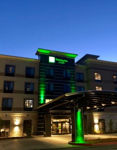 Holiday Inn & Suites Silicon Valley