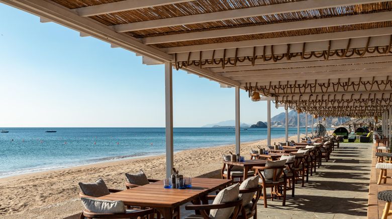 <b>Le Meridien Al Aqah Beach Resort Restaurant</b>. Images powered by <a href="https://leonardo.com/" title="Leonardo Worldwide" target="_blank">Leonardo</a>.