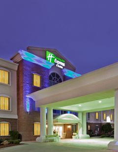 Holiday Inn Express & Suites Waxahachie