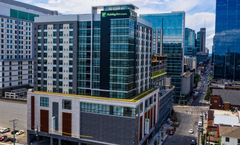 Holiday Inn & Suites Nashville Downtown