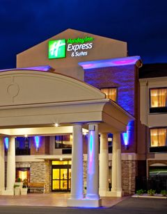 Holiday Inn Express Hotel & Suites