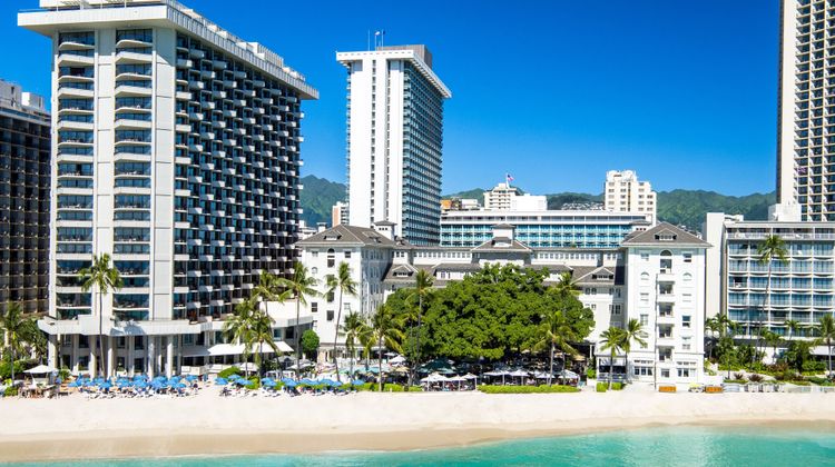 Moana Surfrider, a Westin Resort & Spa Exterior