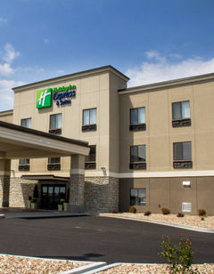 Holiday Inn Express & Suites Sikeston SW