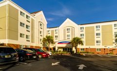 Candlewood Suites