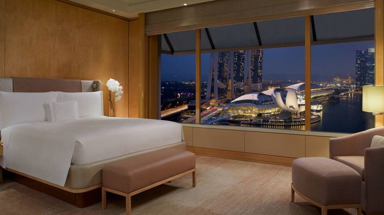 <b>The Ritz-Carlton, Millenia Singapore Suite</b>. Images powered by <a href="https://leonardo.com/" title="Leonardo Worldwide" target="_blank">Leonardo</a>.