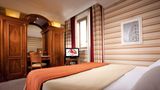 Mascagni Hotel Room