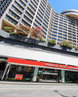 Pinnacle Vancouver Harbourfront Hotel