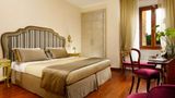 Hotel Forum Room