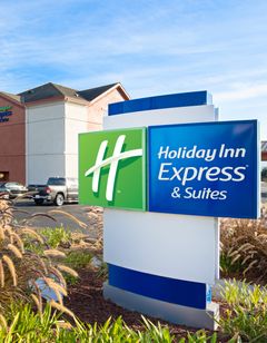 Holiday Inn Express Hotel & Suite
