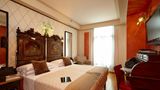 Hotel Saturnia & International Room