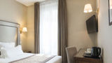 Acacias Etoile Hotel Room