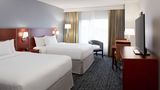 Fairfield Inn & Suites Montreal Airport Room