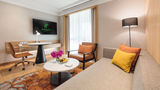 Holiday Inn Bangkok Suite