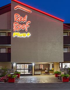 Red Roof PLUS+ Nashville Fairgrounds