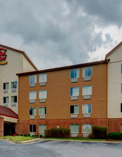Red Roof Inn PLUS+ Raleigh Downtown NCSU